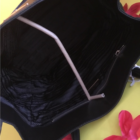 Prada NWOT - Picture 4 of 6